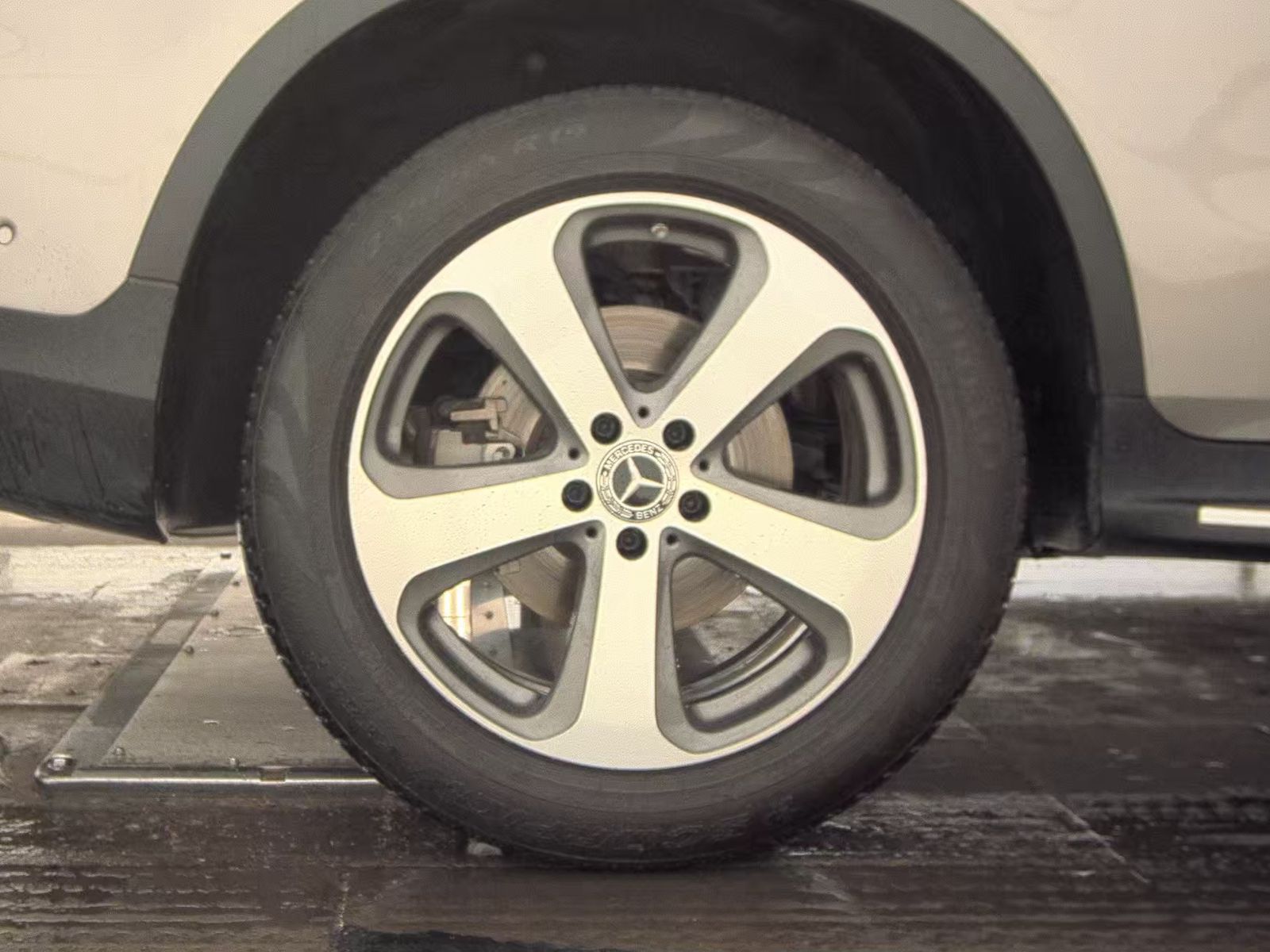 2021 Mercedes-Benz GLC GLC 300 RWD