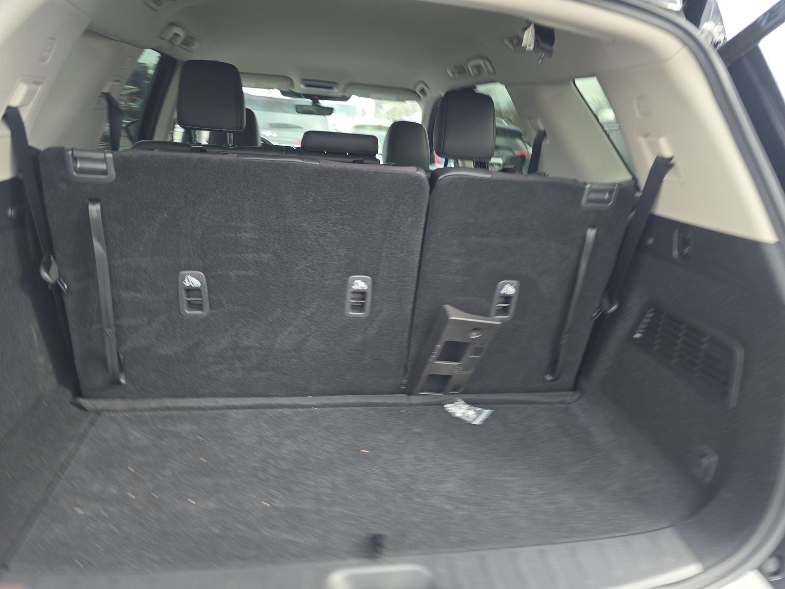 2025 Nissan Pathfinder SL AWD