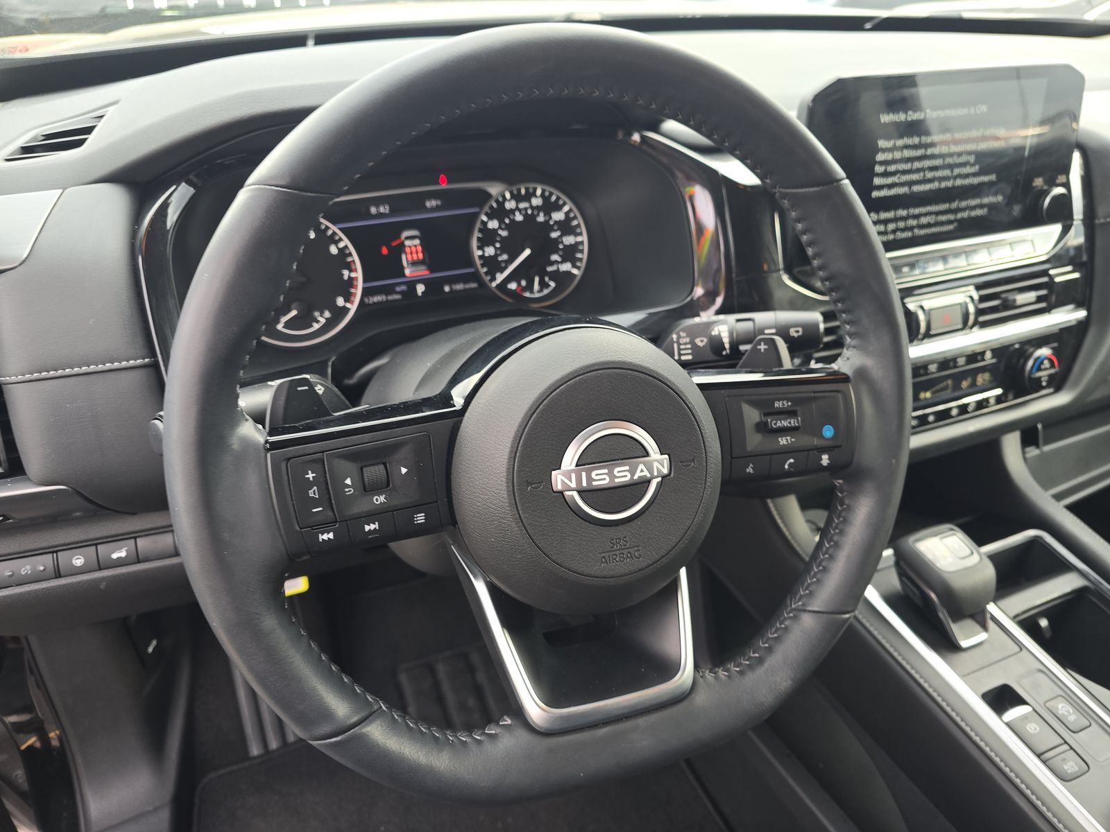 2025 Nissan Pathfinder SL AWD