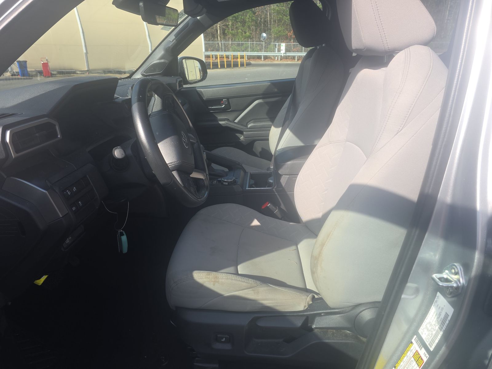 2024 Toyota Tacoma SR5 AWD