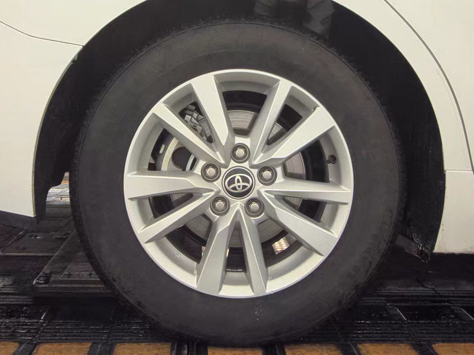 2025 Toyota Camry LE FWD