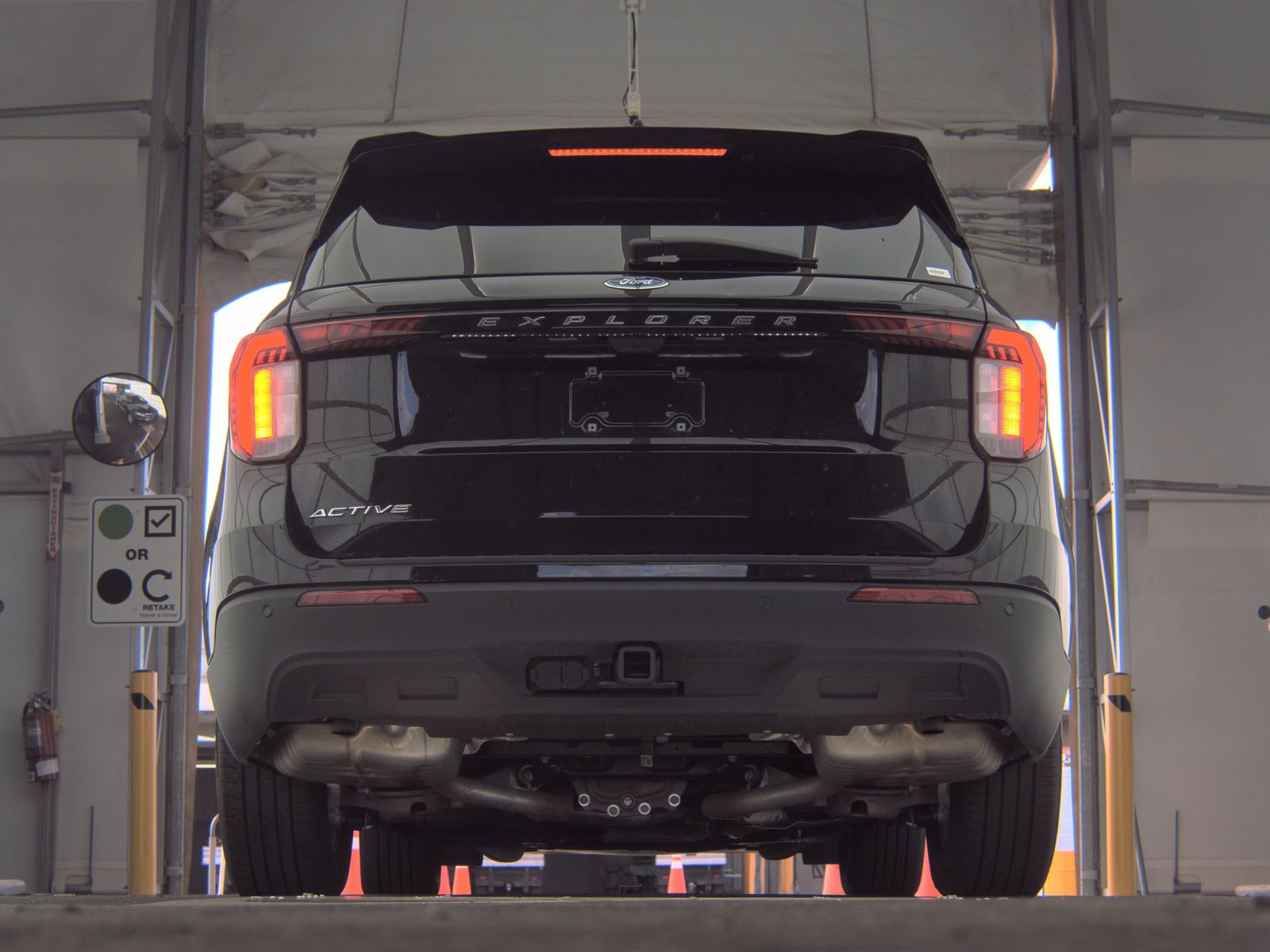 2025 Ford Explorer Active RWD