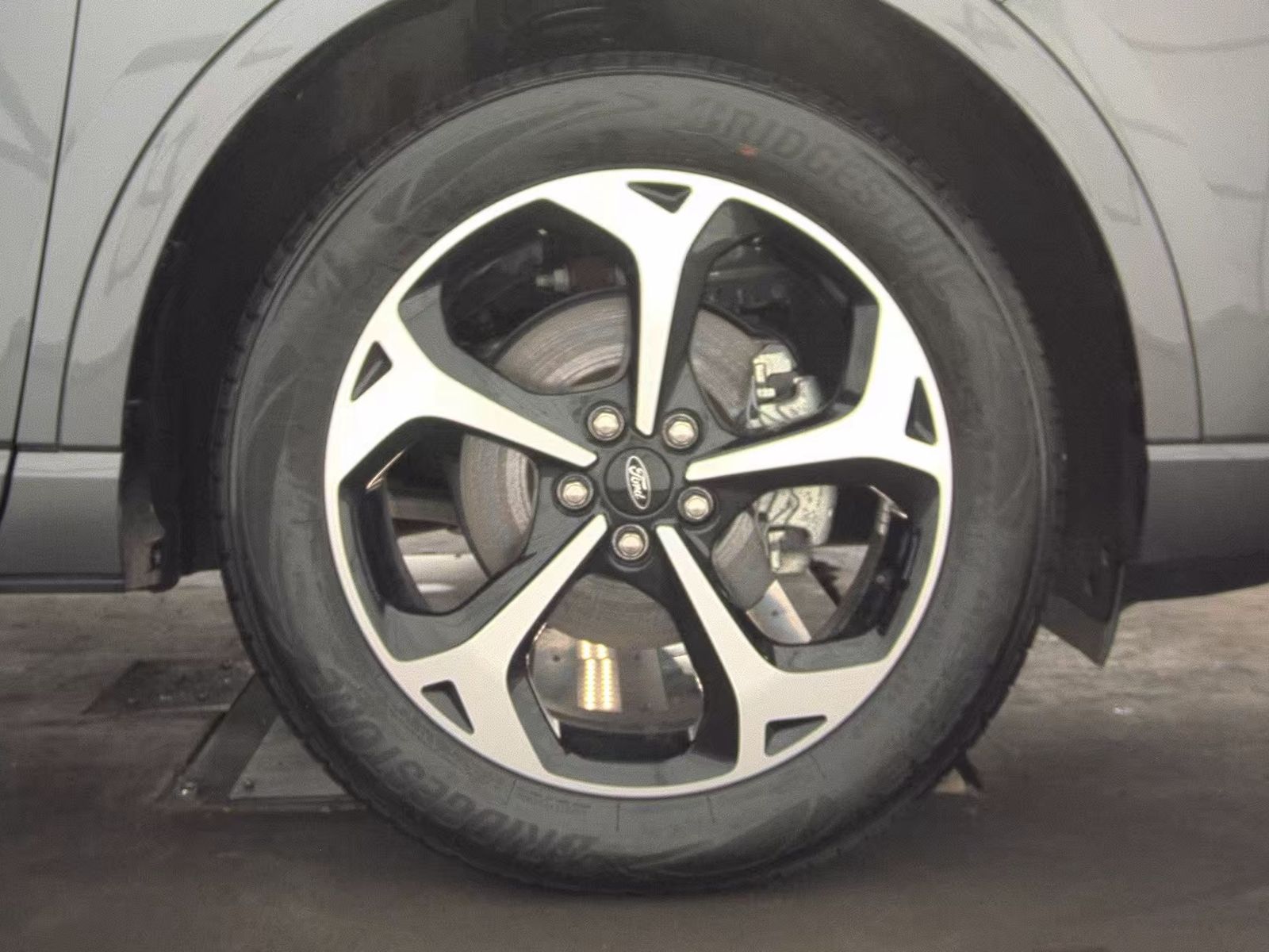 2025 Ford Escape Hybrid ST-Line Elite AWD