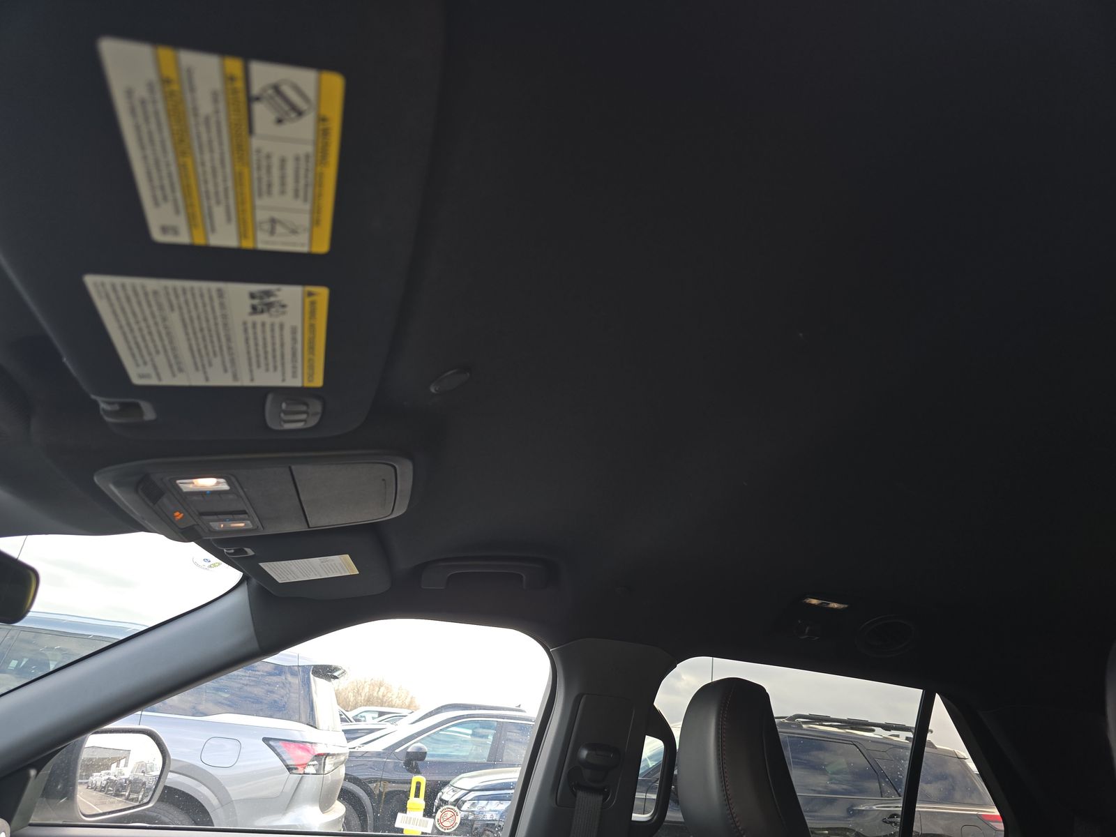 2025 Ford Explorer ST-Line AWD