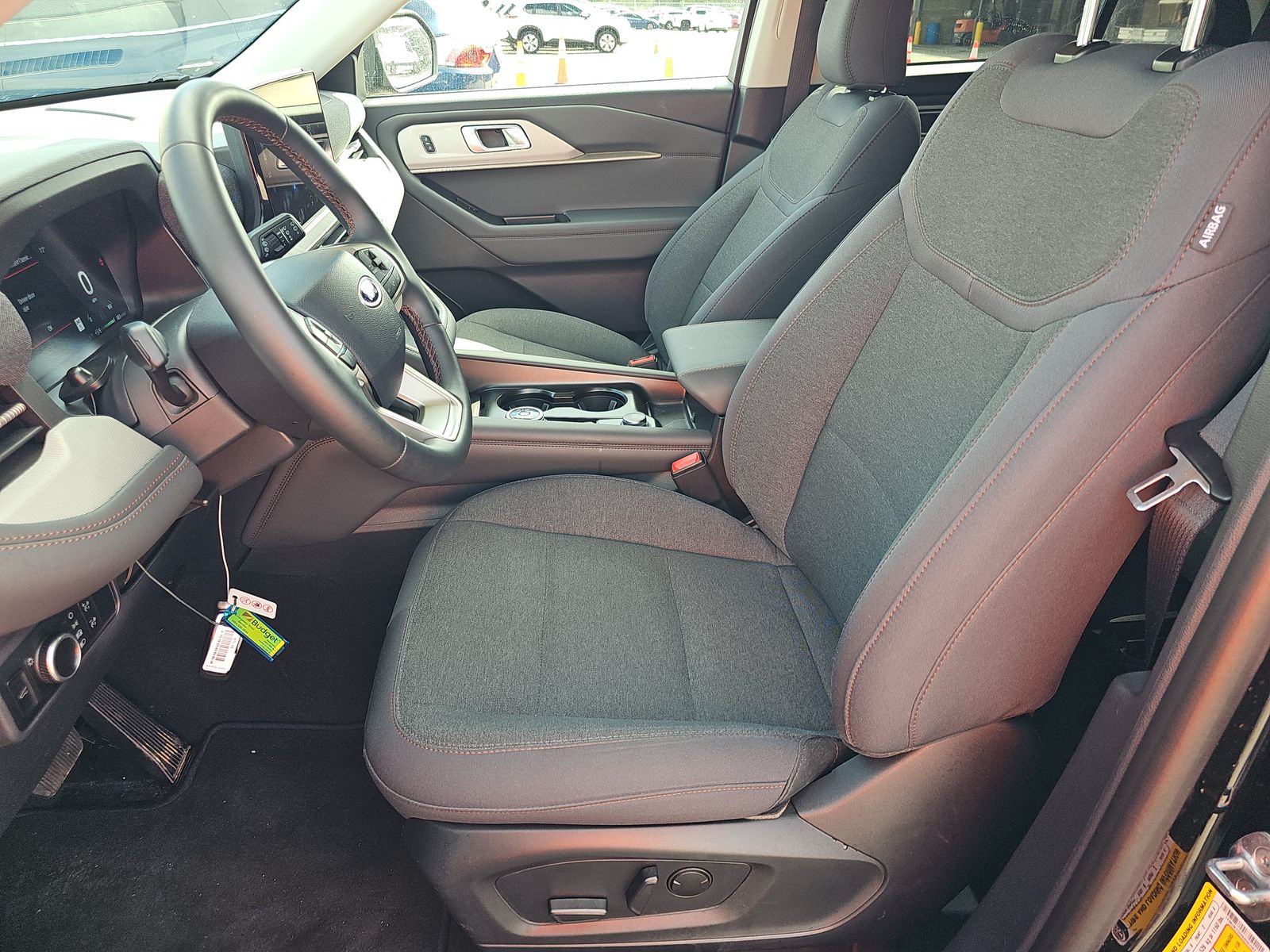 2025 Ford Explorer Active RWD