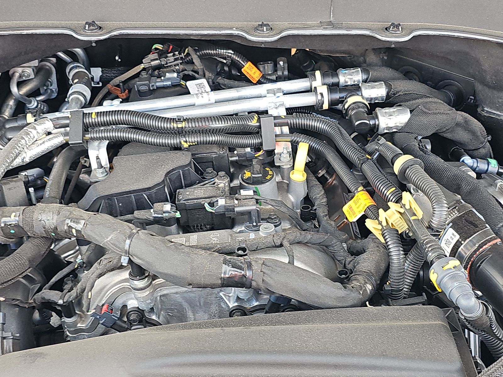 2025 Ford Explorer Active RWD