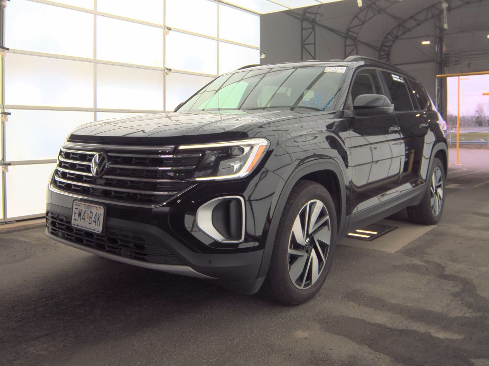 2025 Volkswagen Atlas 2.0T SE AWD