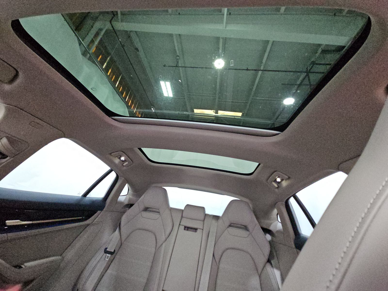 2024 Porsche Panamera 4 AWD