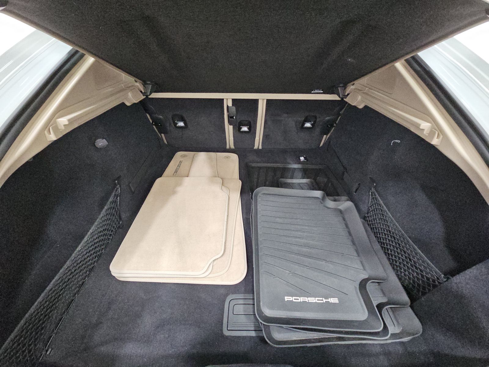 2024 Porsche Panamera 4 AWD