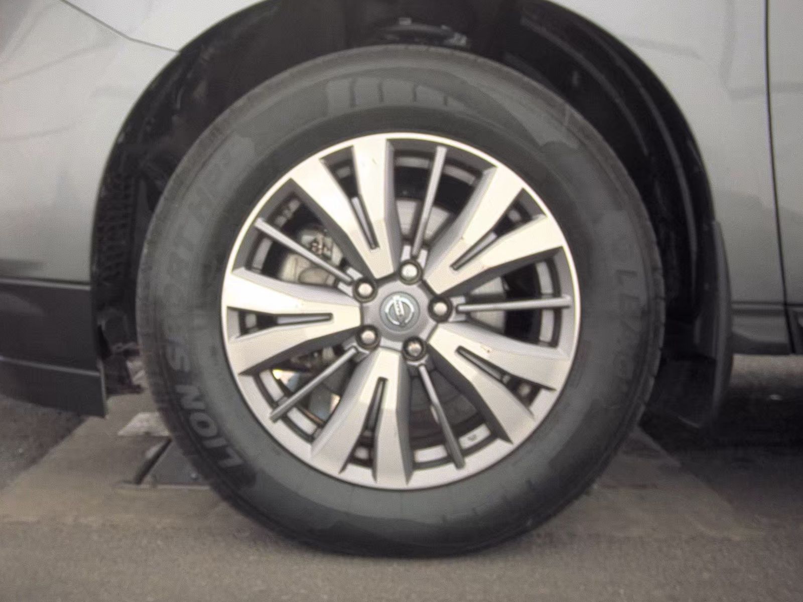 2020 Nissan Pathfinder S FWD