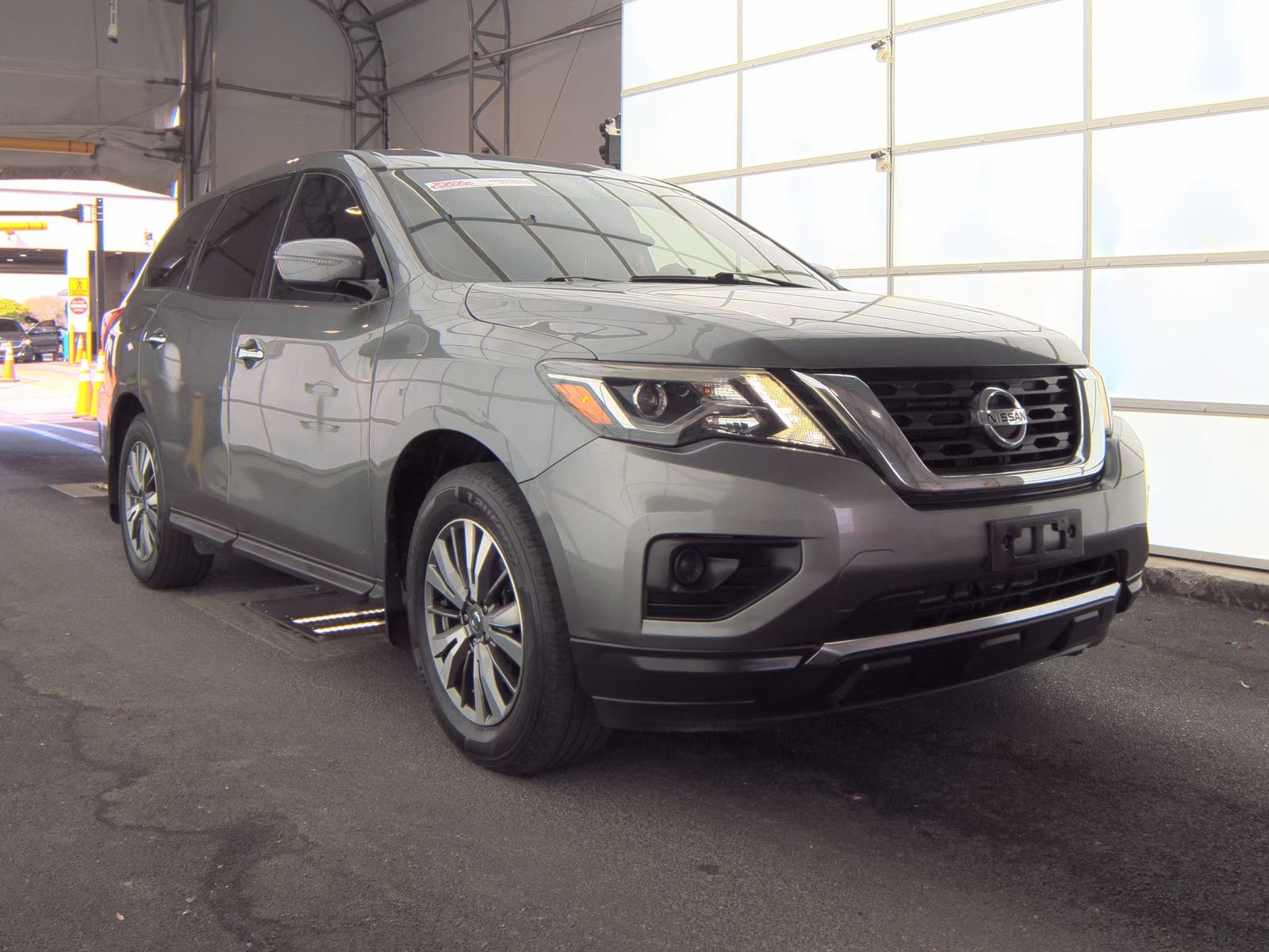 2020 Nissan Pathfinder S FWD