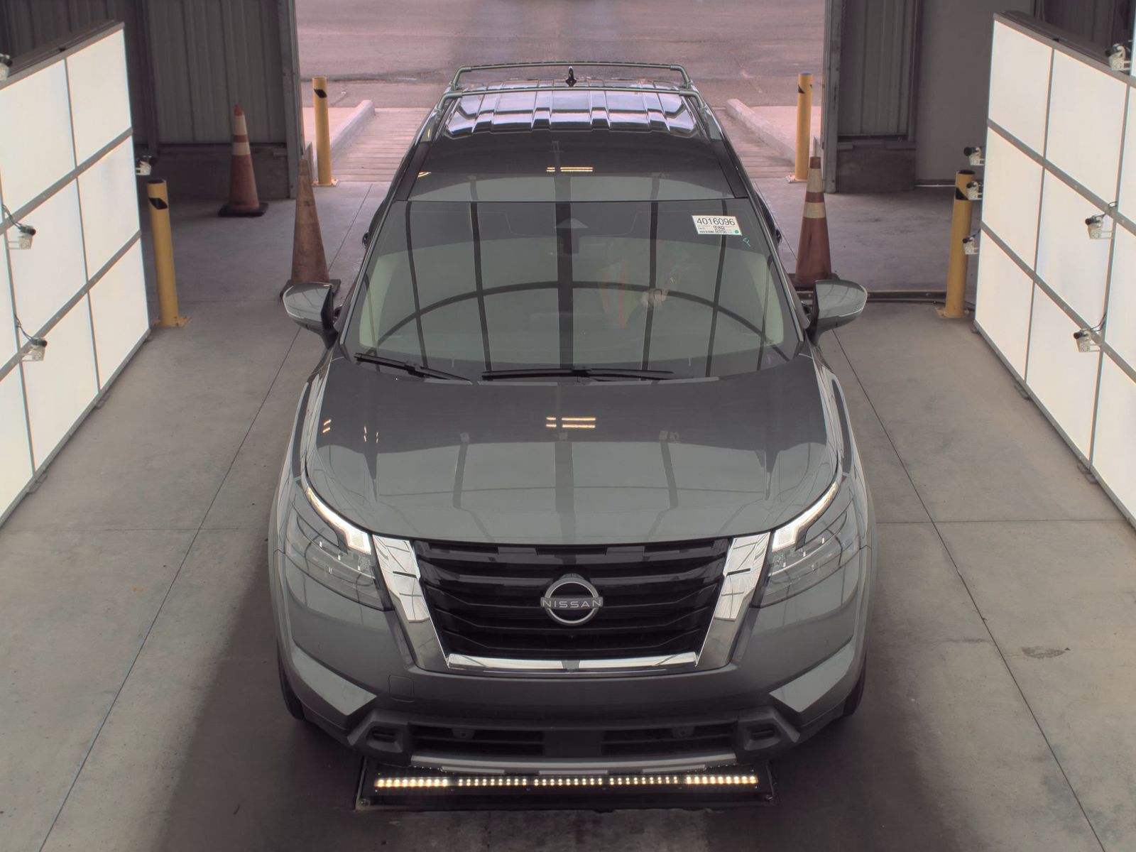 2025 Nissan Pathfinder SL AWD