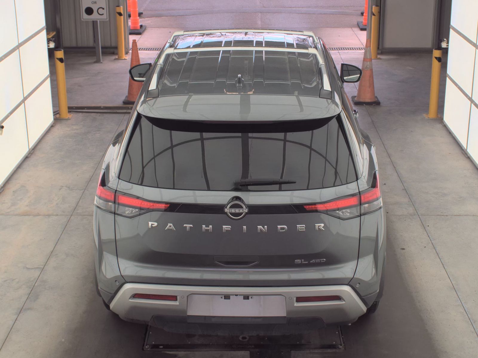 2025 Nissan Pathfinder SL AWD