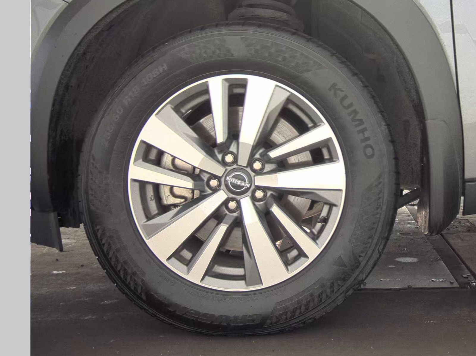 2025 Nissan Pathfinder SL AWD