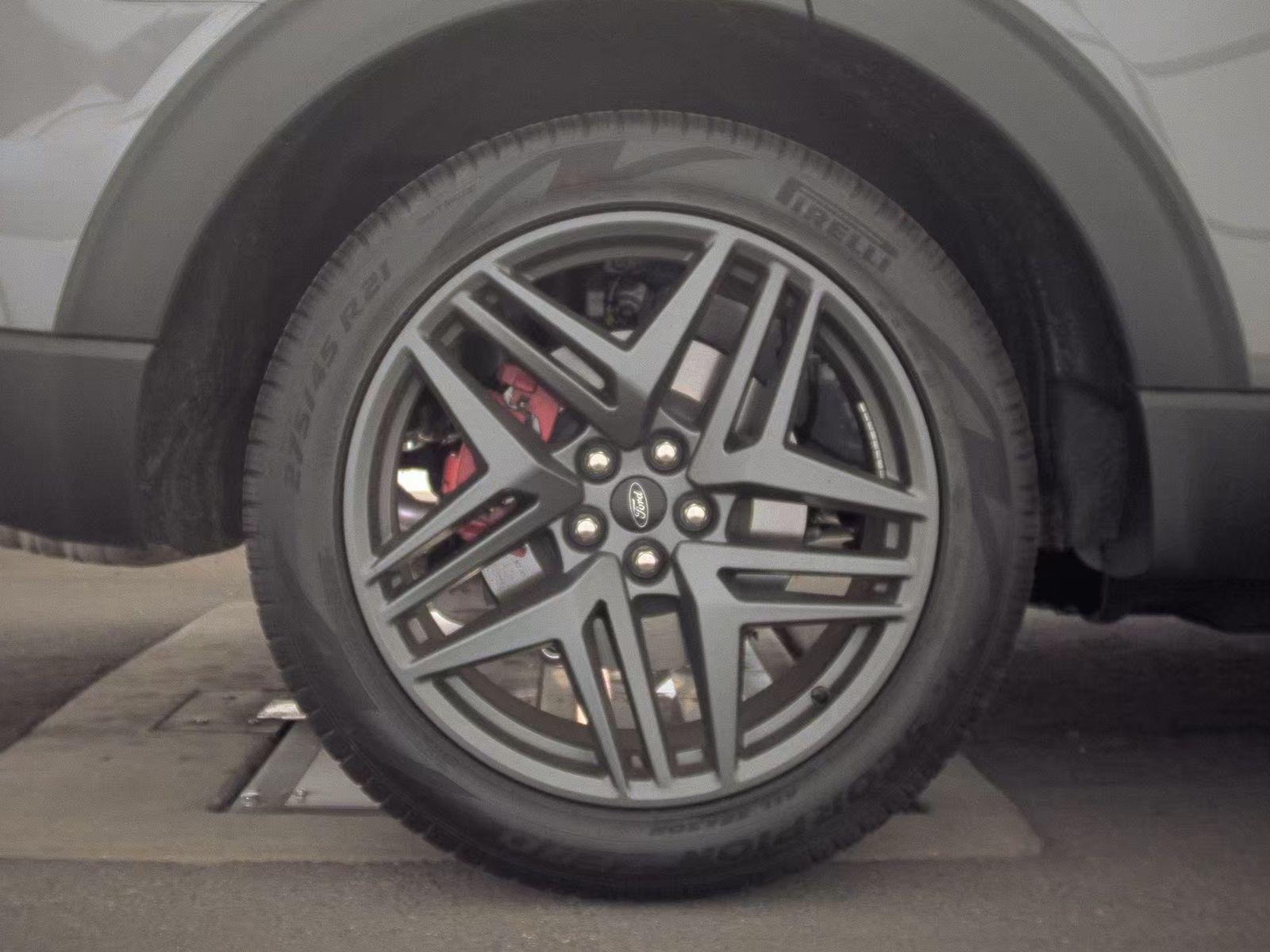 2025 Ford Explorer ST AWD