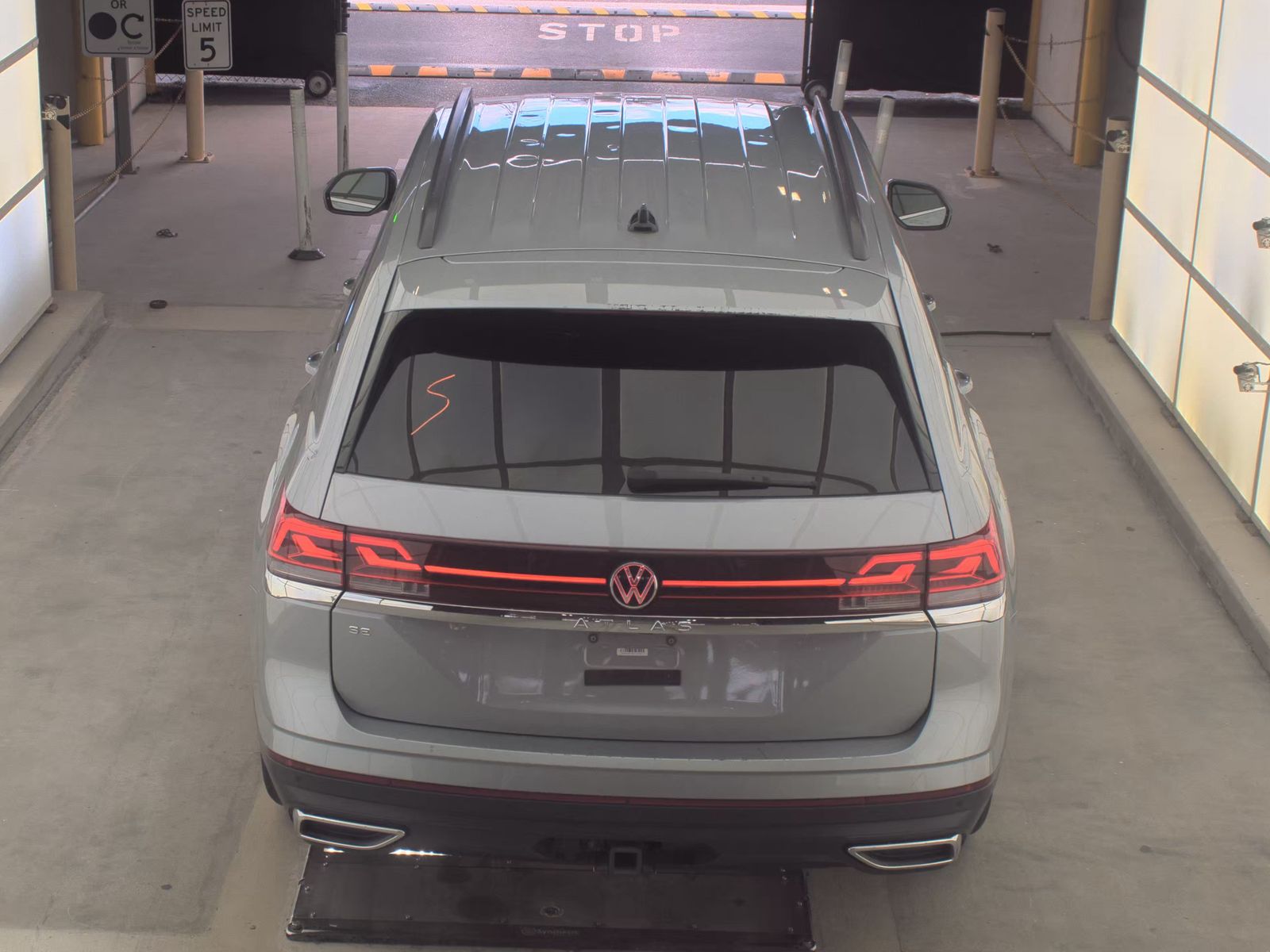 2024 Volkswagen Atlas 2.0T SE FWD