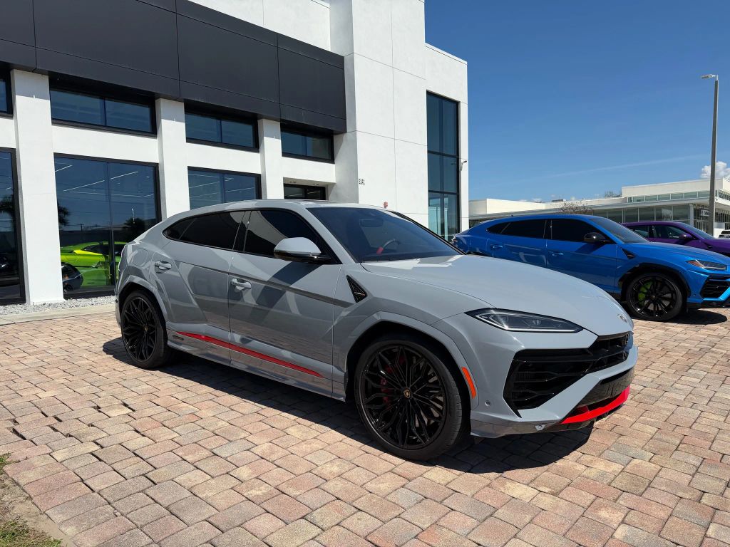 2025 Lamborghini Urus Plug-In Hybrid SE AWD