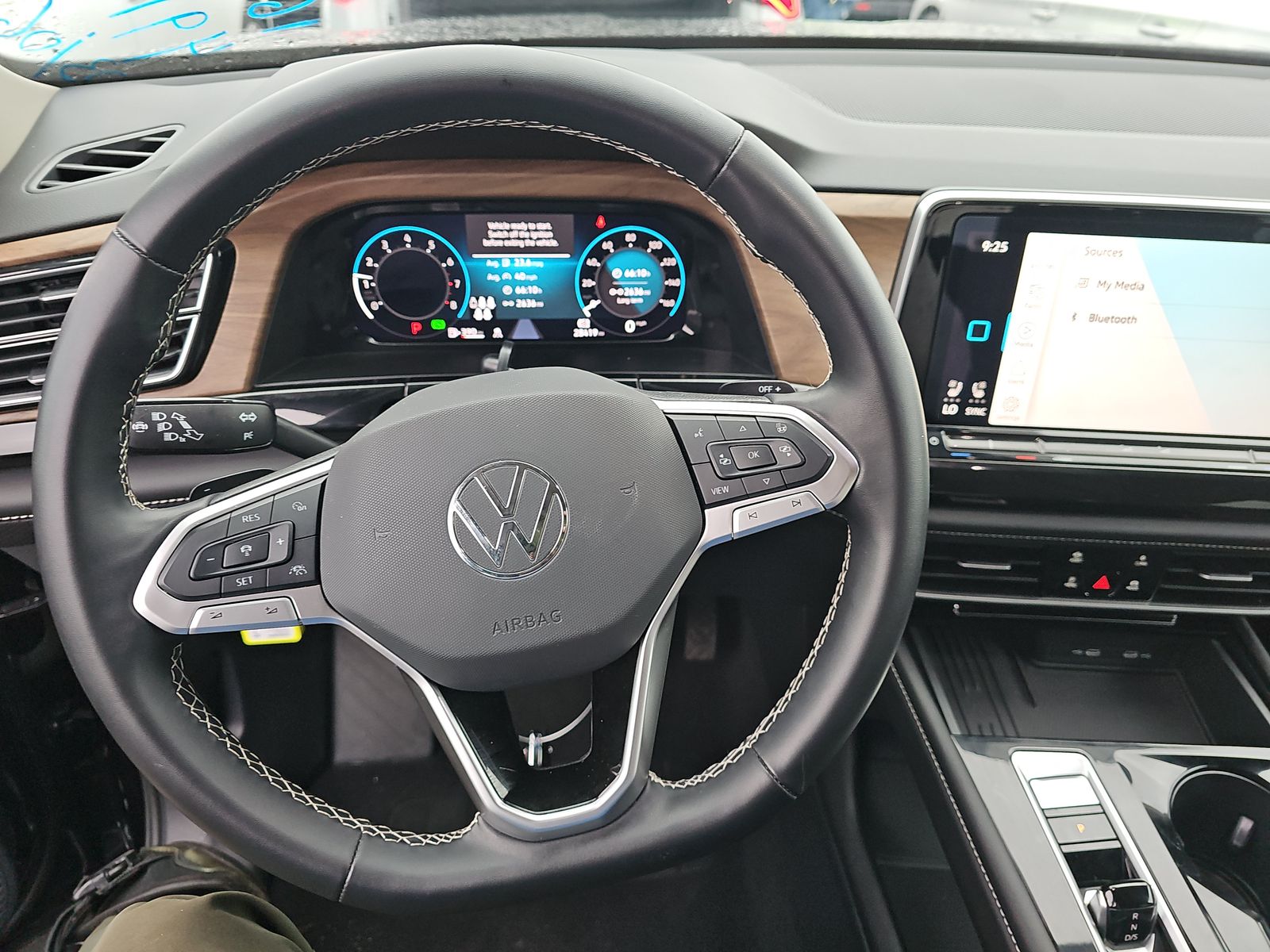 2025 Volkswagen Atlas 2.0T SE AWD