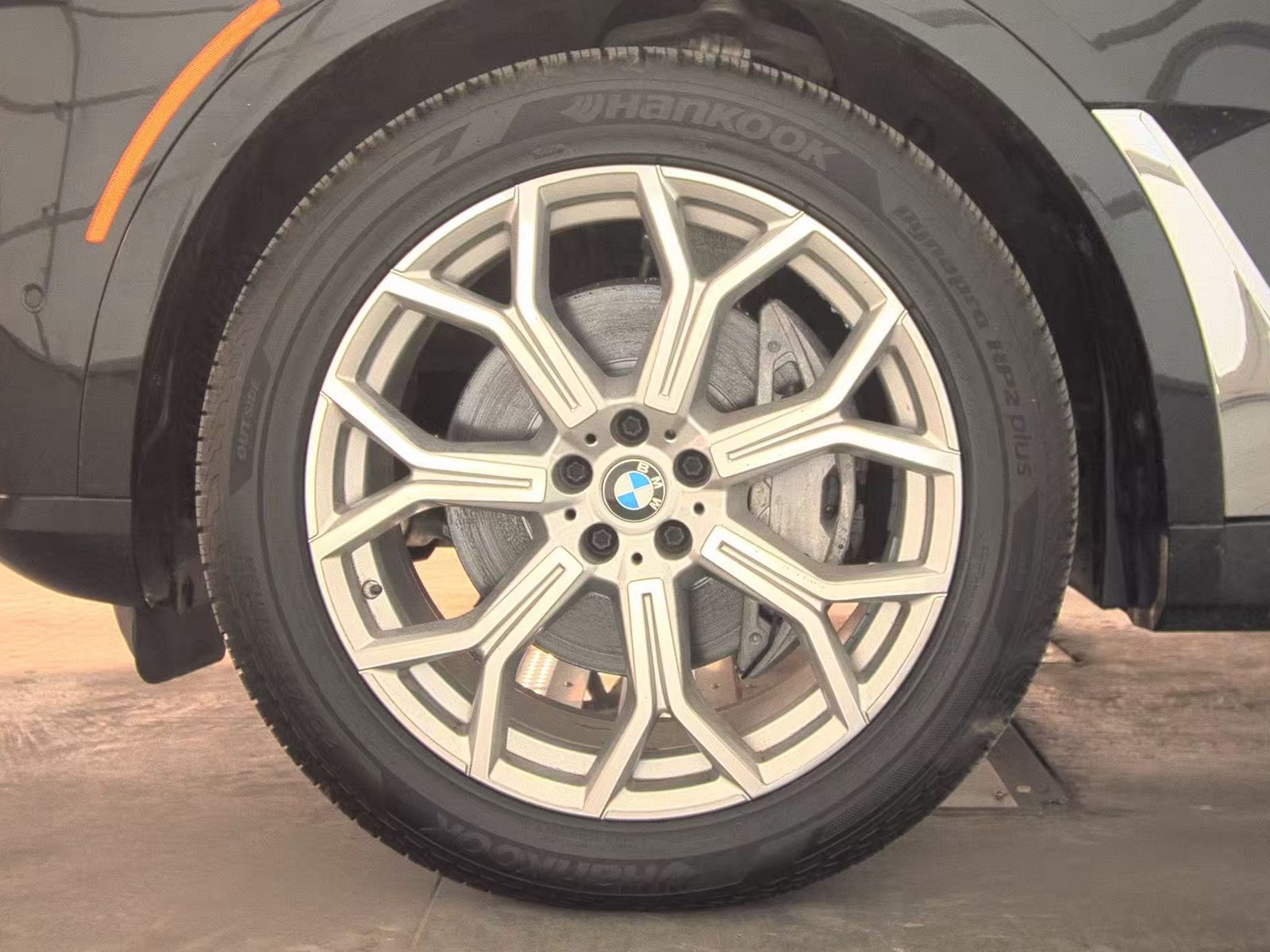 2023 BMW X7 xDrive40i AWD