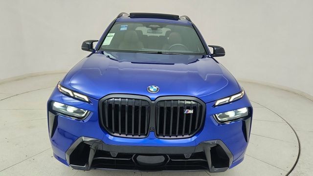 2025 BMW X7 M60i AWD