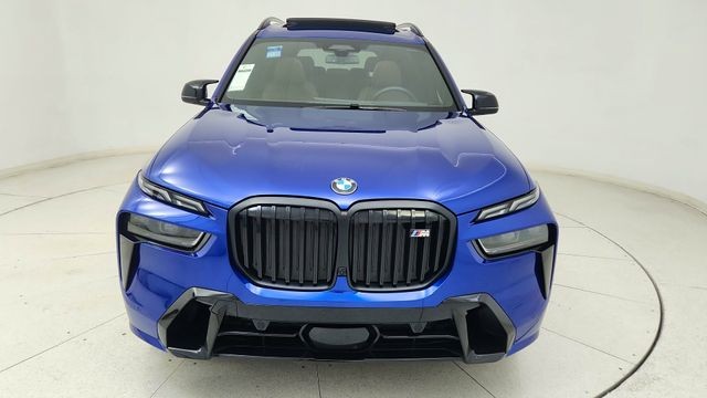 2025 BMW X7 M60i AWD