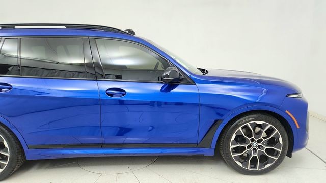2025 BMW X7 M60i AWD