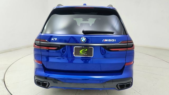 2025 BMW X7 M60i AWD