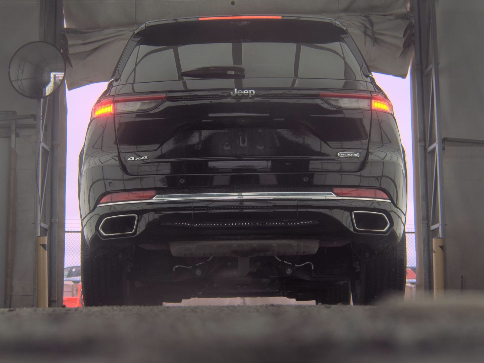 JEEP OVERLAND - 8
