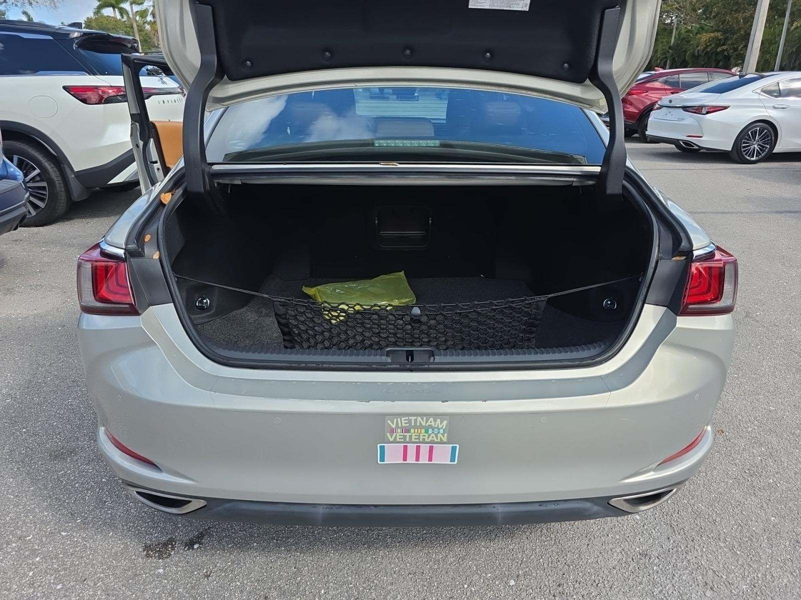 2019 Lexus ES ES 350 Ultra Luxury FWD