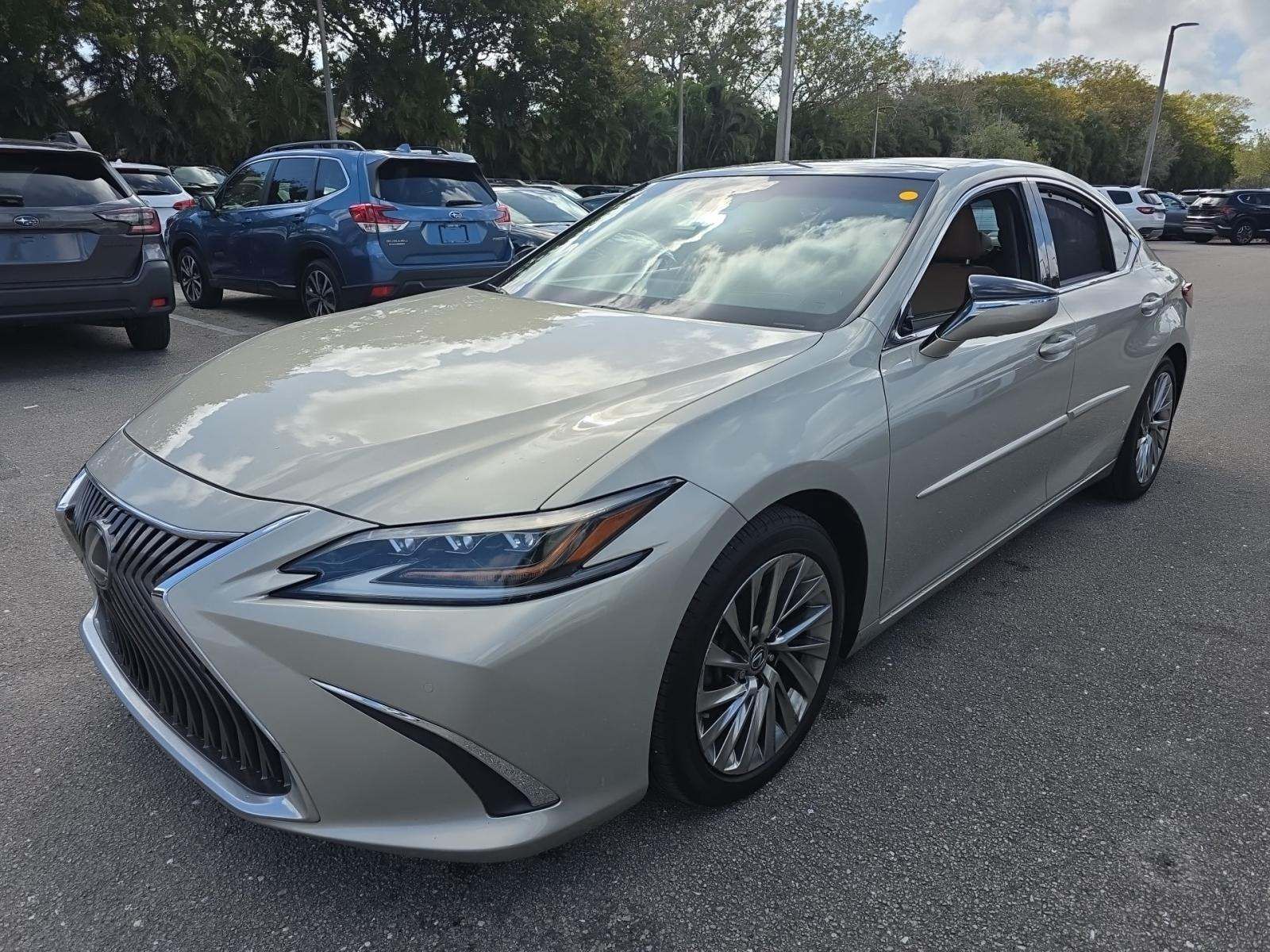 2019 Lexus ES ES 350 Ultra Luxury FWD