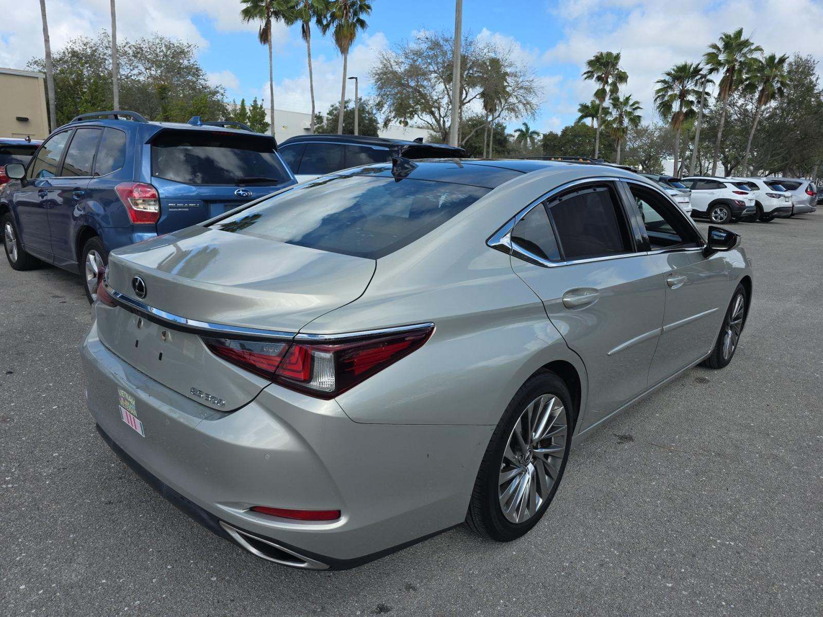 2019 Lexus ES ES 350 Ultra Luxury FWD