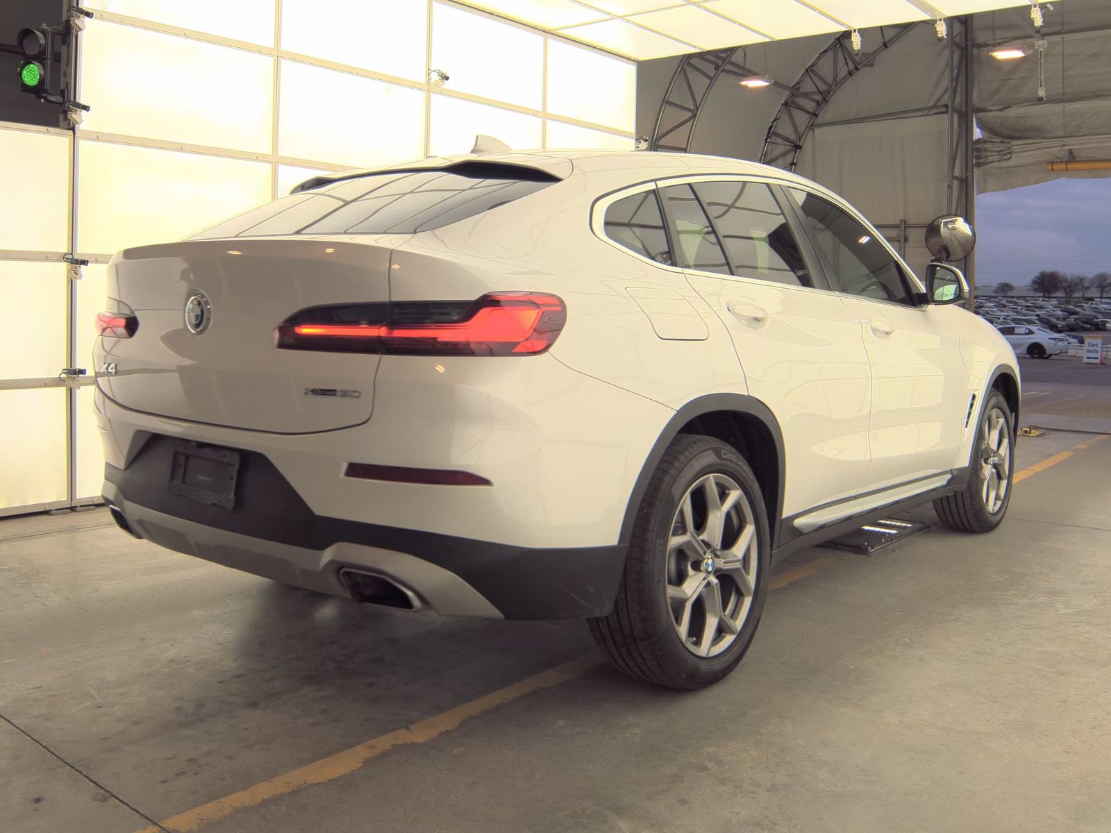 2022 BMW X4 xDrive30i AWD