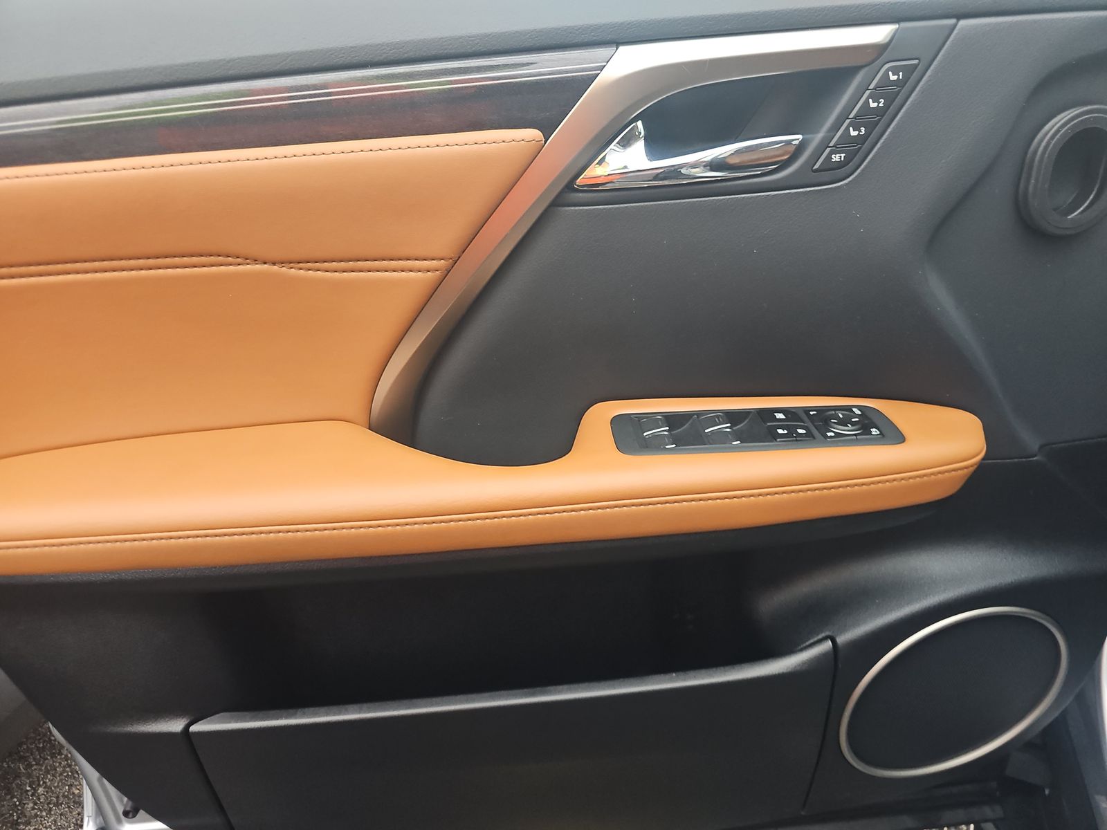 2022 Lexus RX RX 450h L Luxury AWD