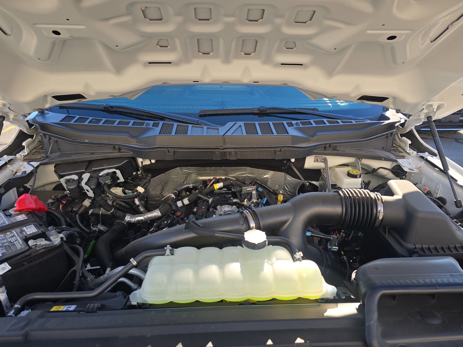 2025 Ford F-150 STX AWD