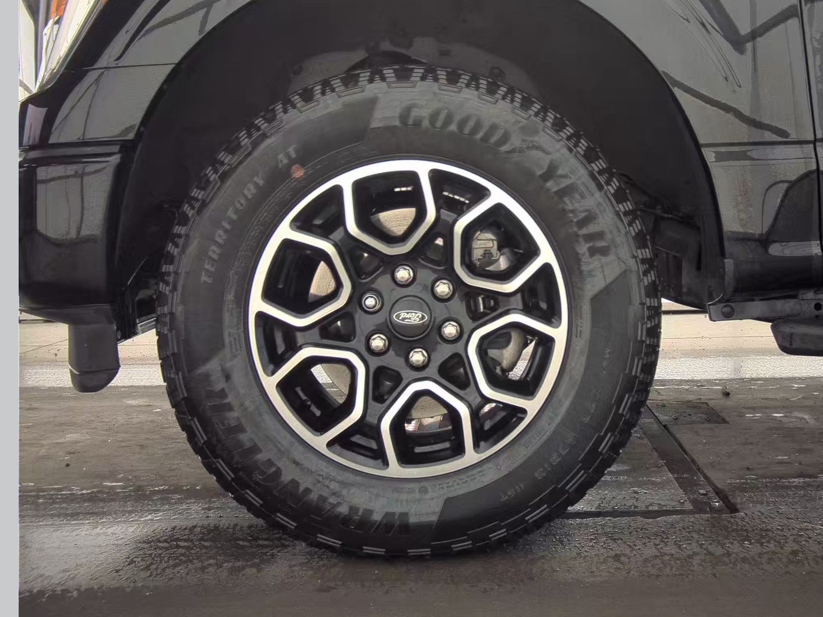 2023 Ford F-150 XLT AWD