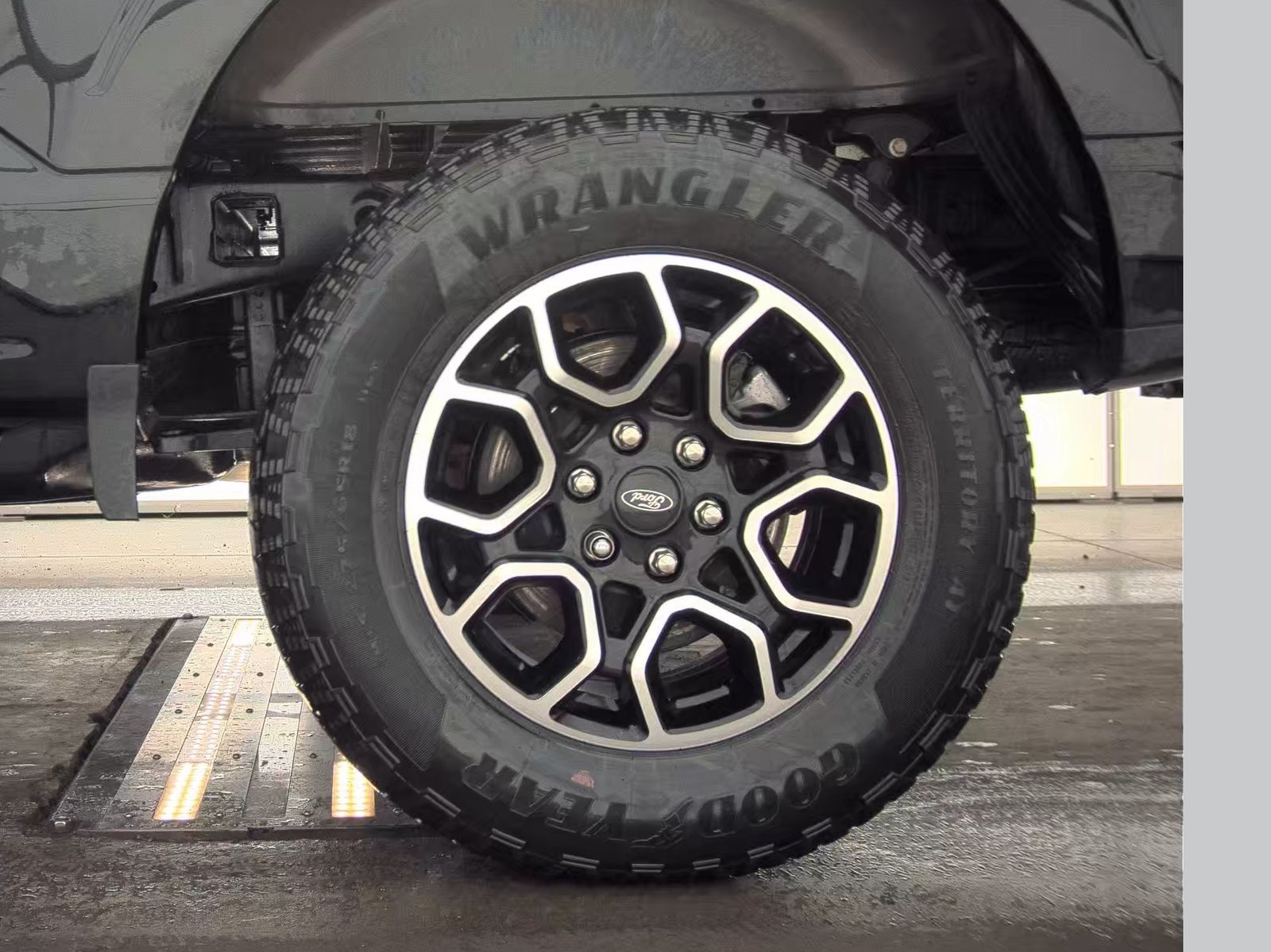 2023 Ford F-150 XLT AWD