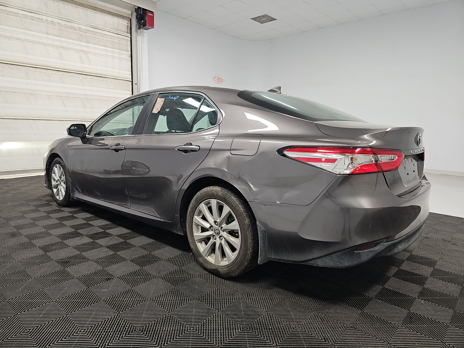 2020 Toyota Camry LE FWD