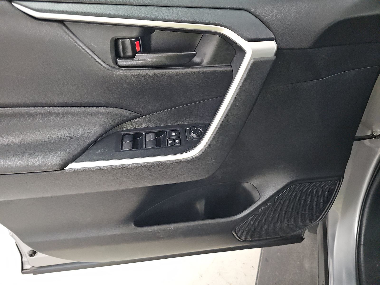 2021 Toyota RAV4 LE AWD