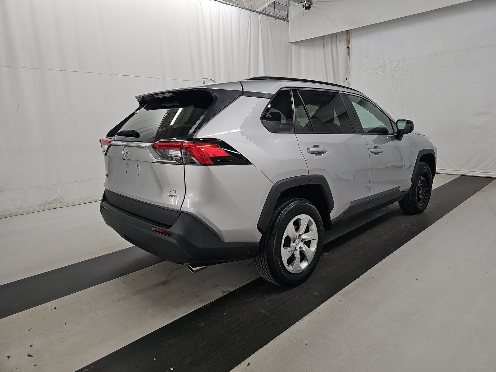 2021 Toyota RAV4 LE AWD