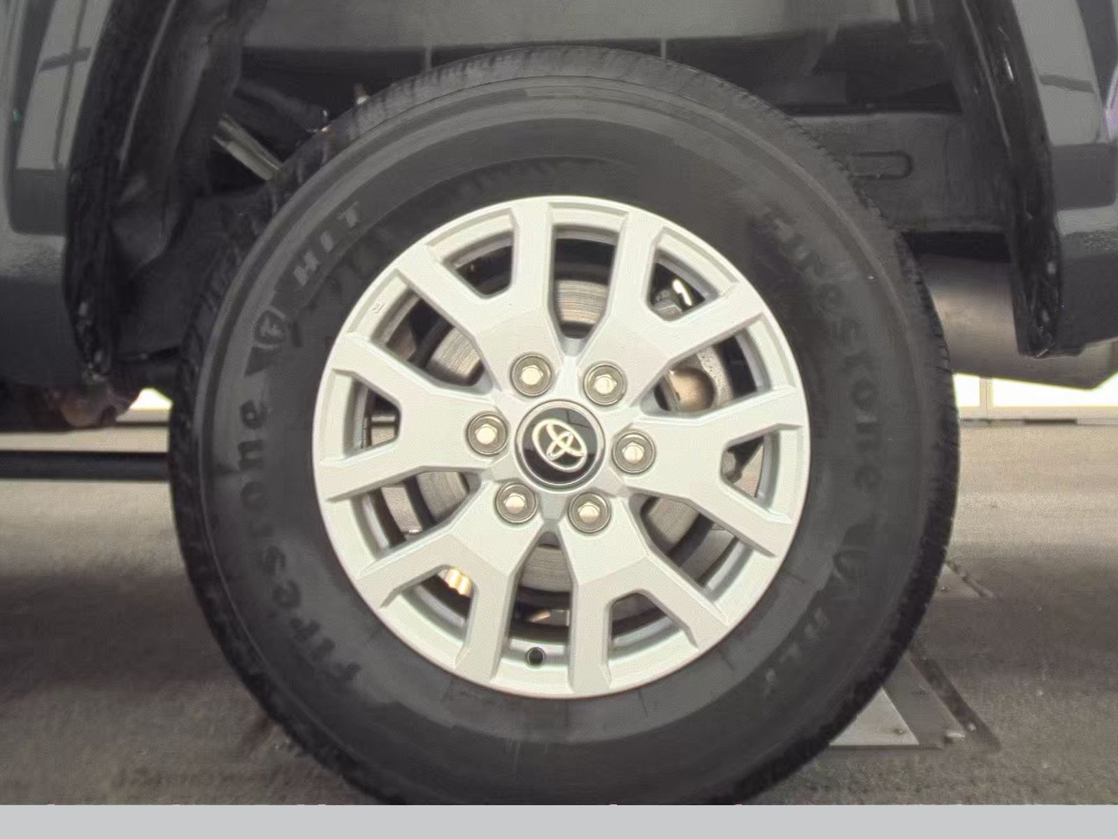 2024 Toyota Tacoma SR5 RWD