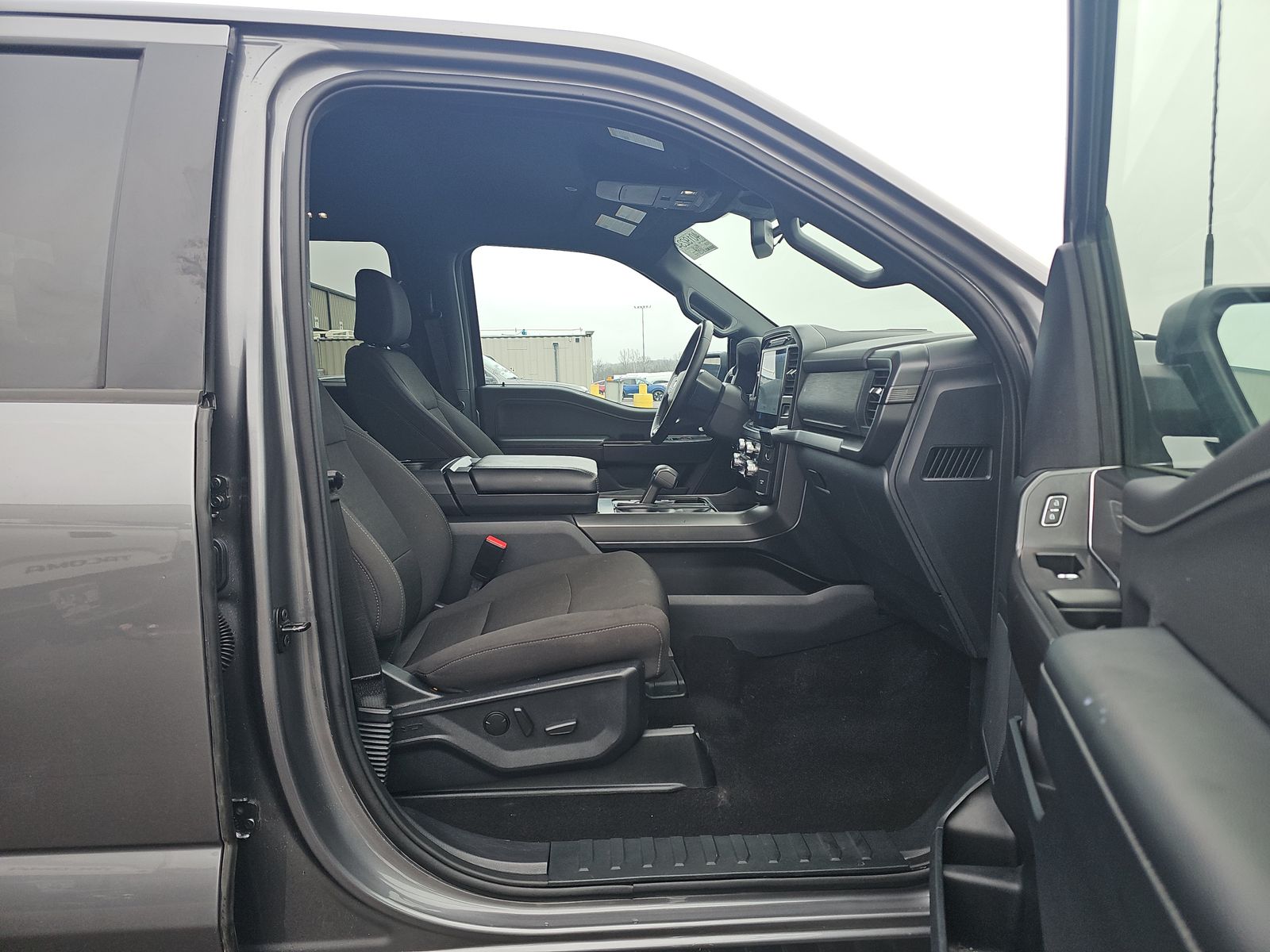 2024 Ford F-150 Hybrid XLT AWD