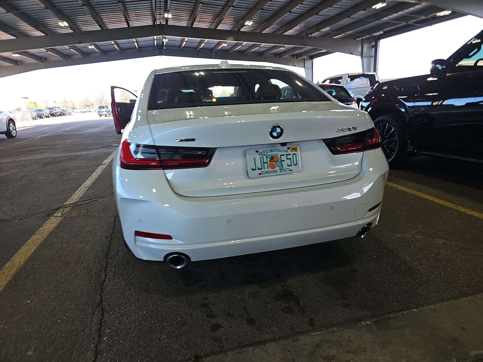 2025 BMW 3 Series 330i xDrive AWD