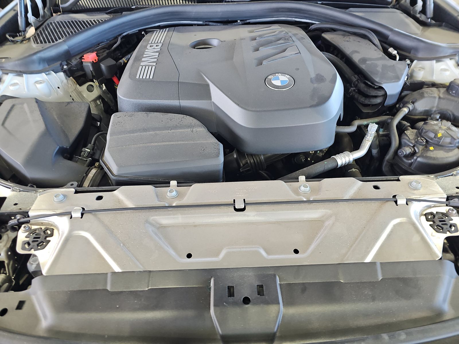 2025 BMW 3 Series 330i xDrive AWD