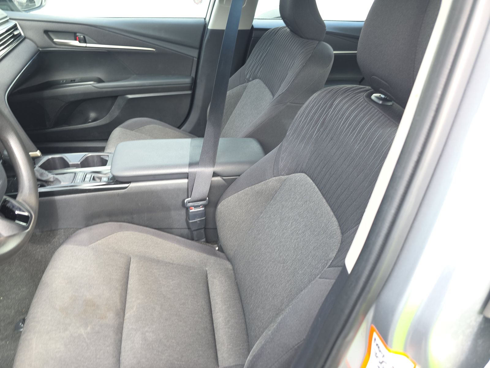 2025 Toyota Camry LE FWD