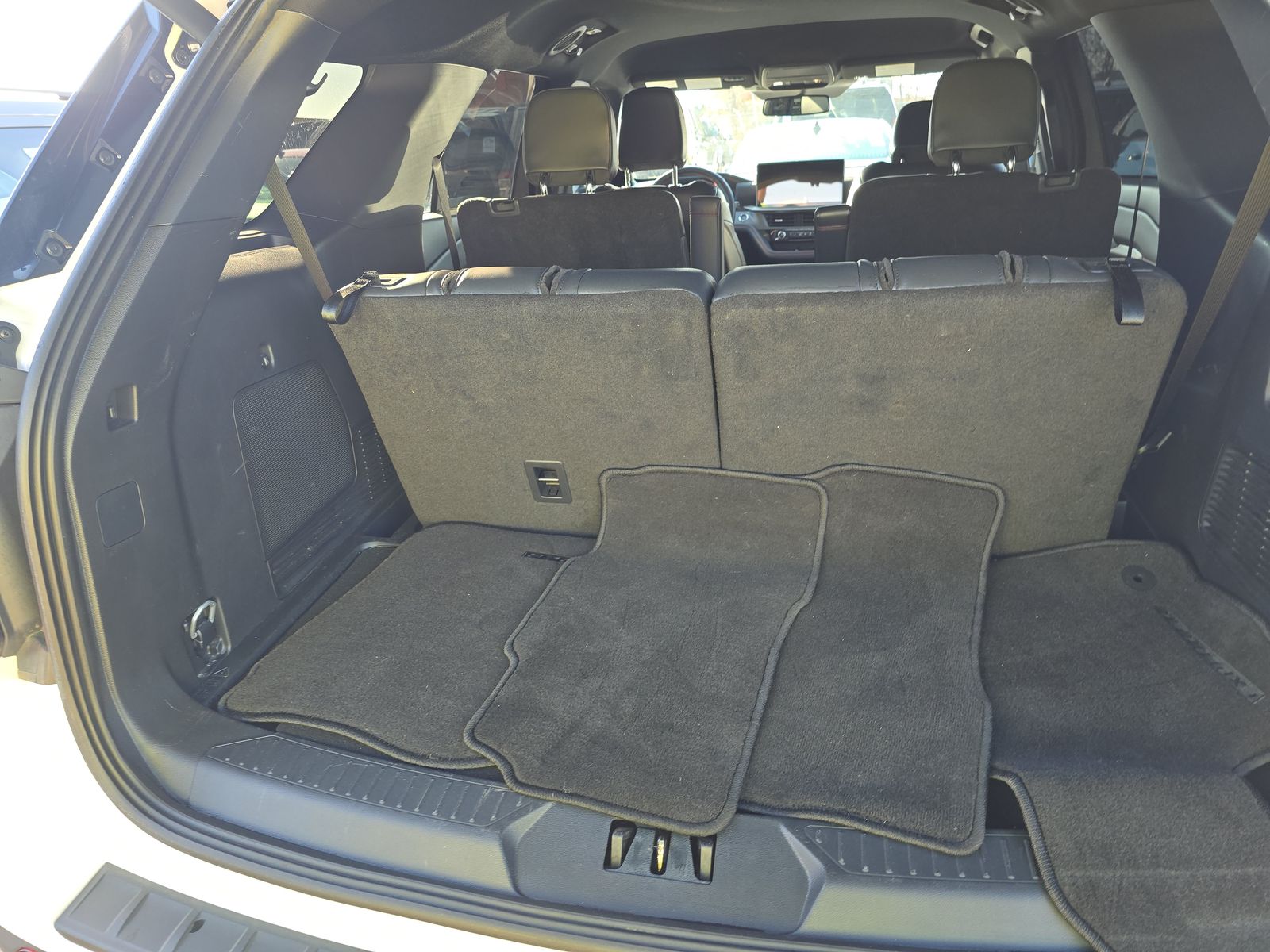 2025 Ford Explorer ST AWD