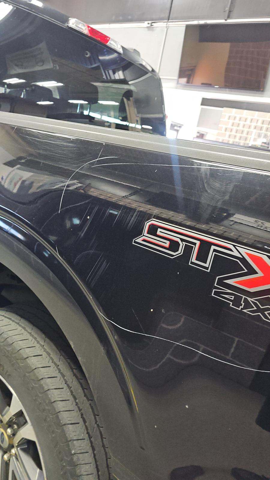 2023 Ford F-150 XL AWD