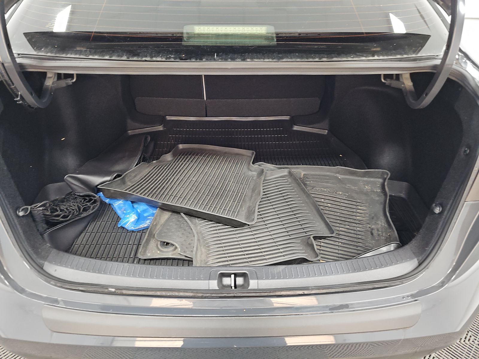 2024 Toyota Corolla Hybrid LE FWD