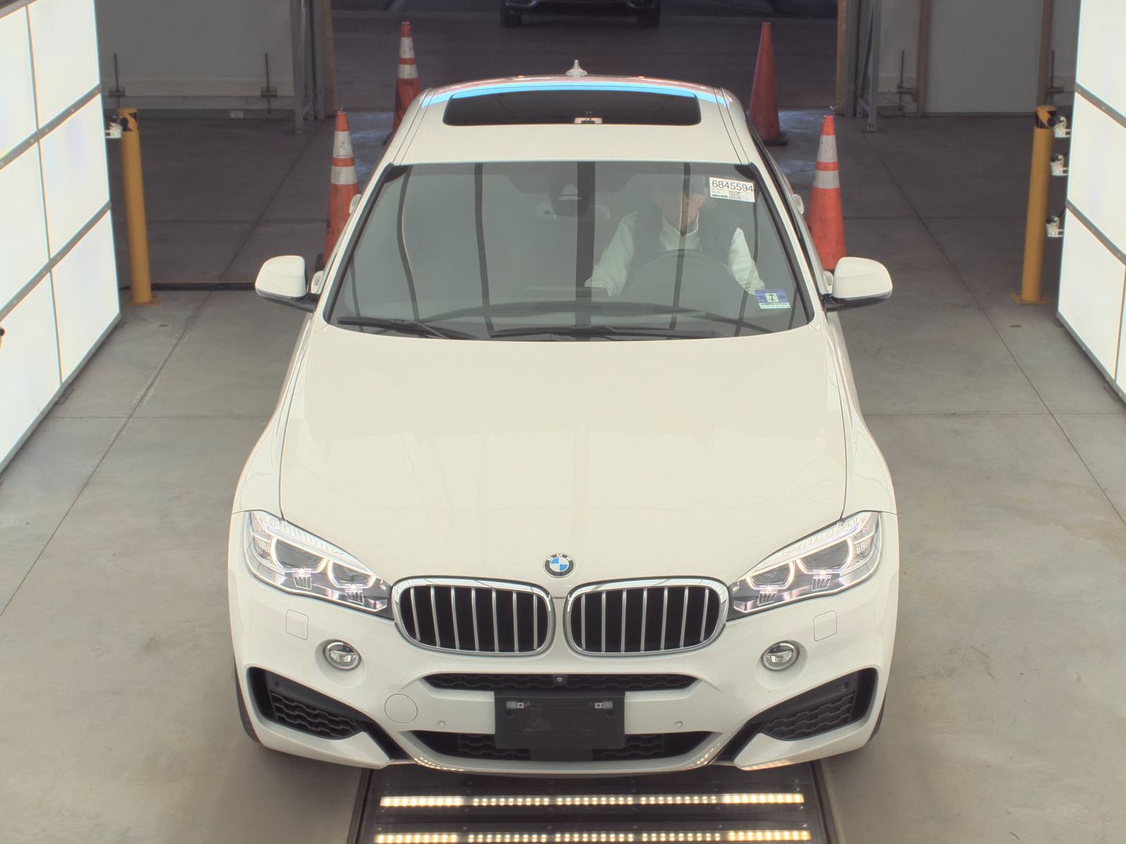 2017 BMW X6 xDrive50i AWD