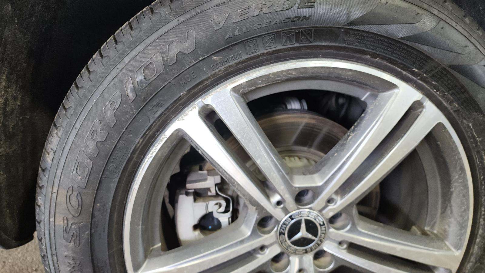 2021 Mercedes-Benz GLC GLC 300 RWD