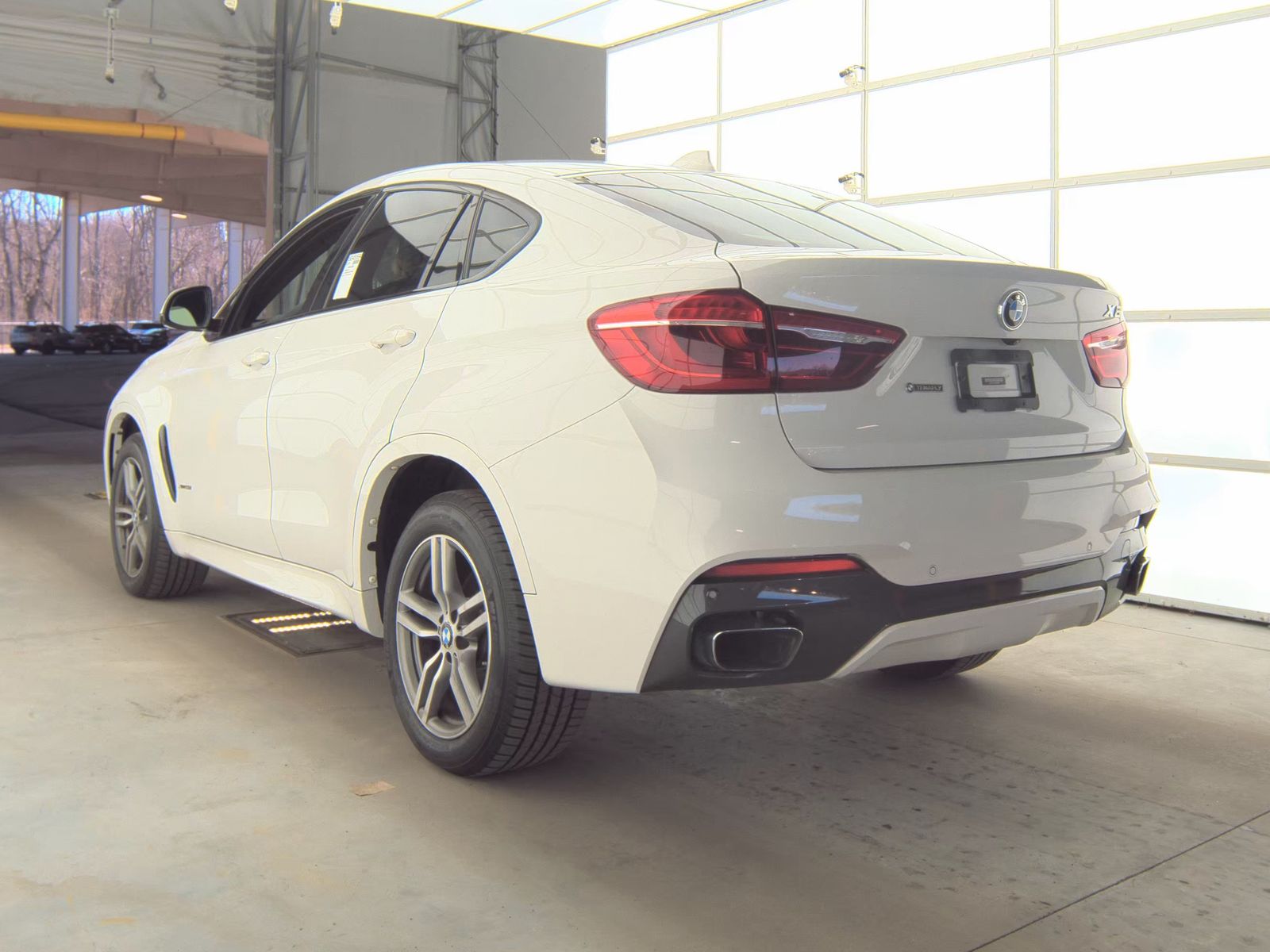 2017 BMW X6 xDrive50i AWD